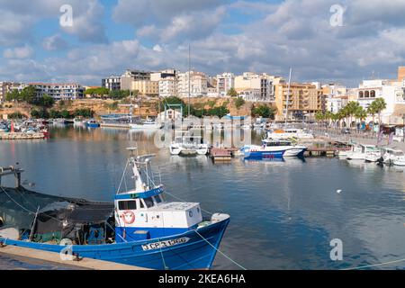 Hafen L'Ametlla de Mar Spanien Costa Dorada nördlich von L`ampolla und dem Ebro-Delta in der Provinz Tarragona Katalonien Stockfoto